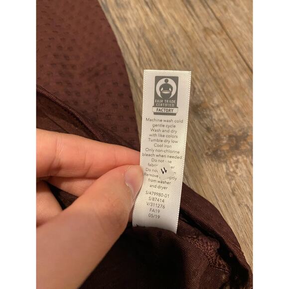 Athleta Womens Chi Dot Mesh Train Tank Top Size Medium - Picture 8 of 12